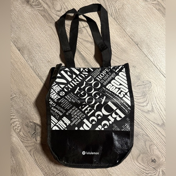 lululemon black small reusable bag - Picture 1 of 1